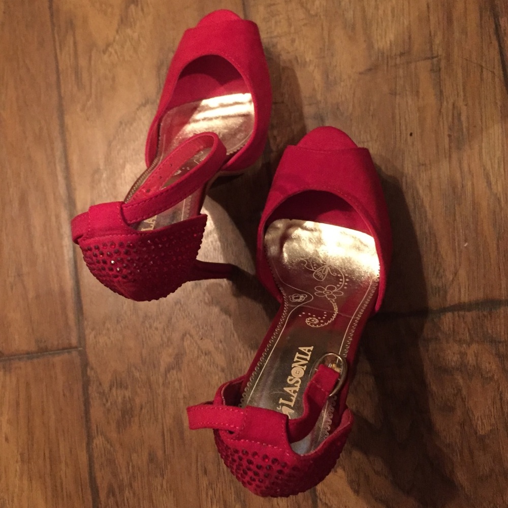 Red heels 5 - Picture 3 of 3